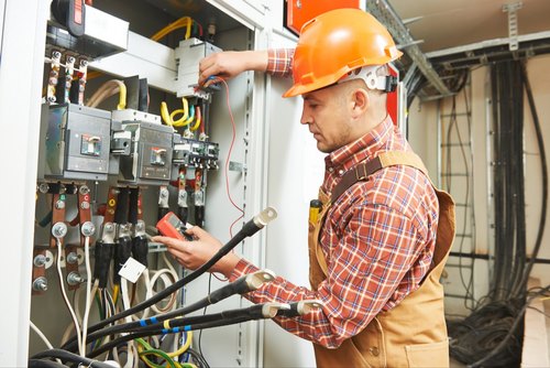 What Does an Industrial Electrical Contractor Do?